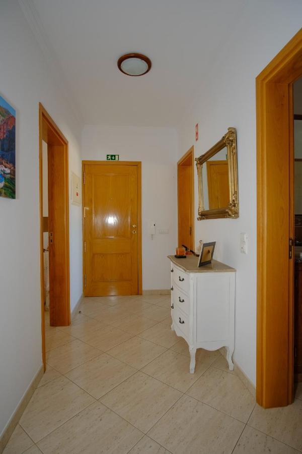 Apartamento T2 Em Condominio Fechado. 알부페이라 외부 사진
