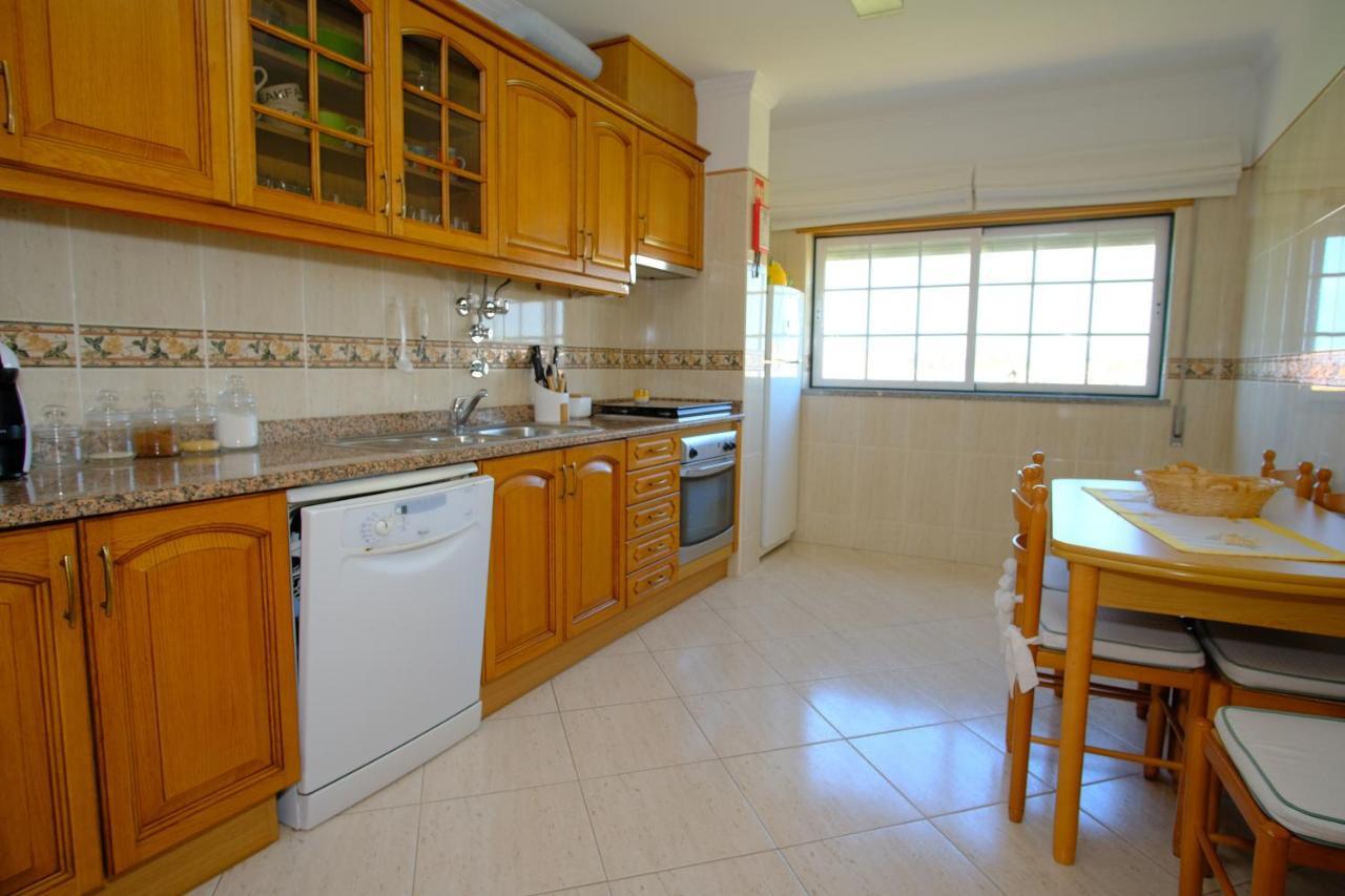 Apartamento T2 Em Condominio Fechado. 알부페이라 외부 사진
